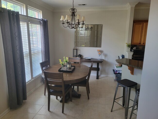 Photo - 17752 Delmas Dr