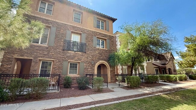 Photo - 1632 E Canyon Creek Dr