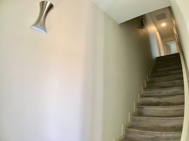 Photo - 418 Newport Ave