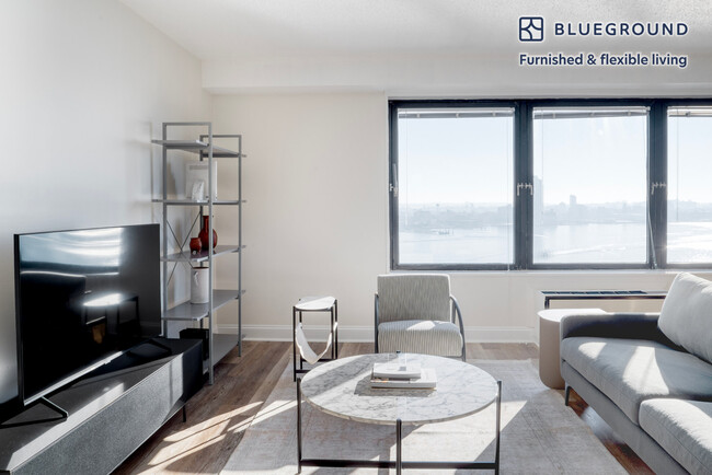 Building Photo - 10 Waterside Plaza Rental