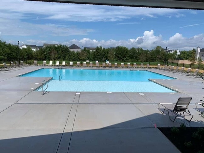 Photo - 3212 Song Sparrow Dr