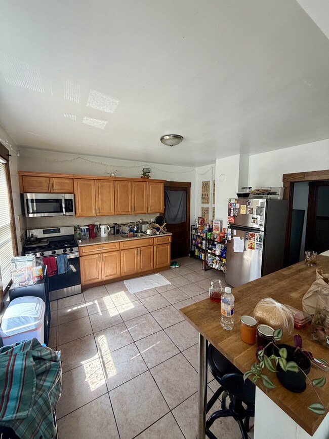 36 Farr Ave Unit 36 Farr Apt 2