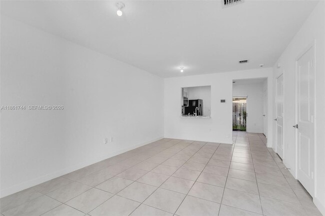 Photo - 540 NE 5th Terrace