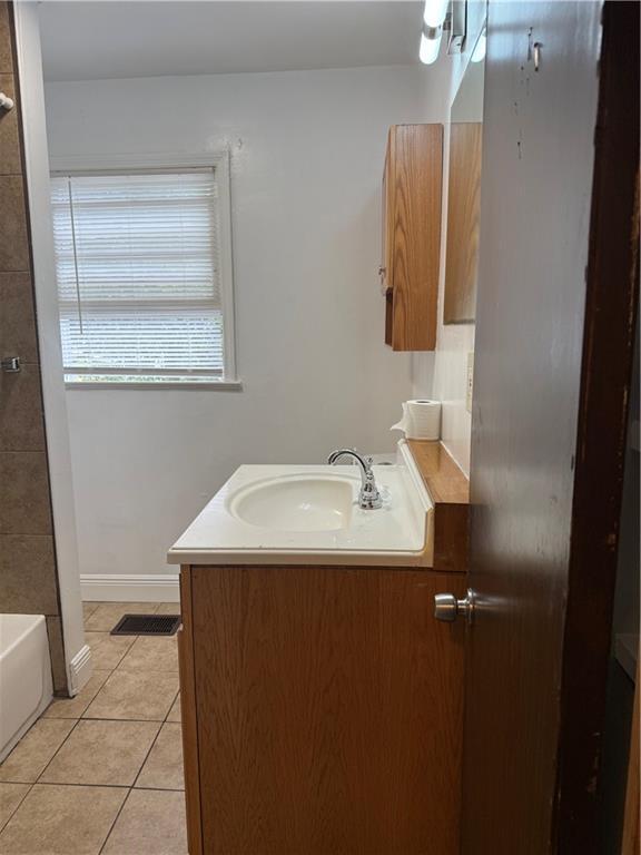 Photo - 2828 Waters Rd SW