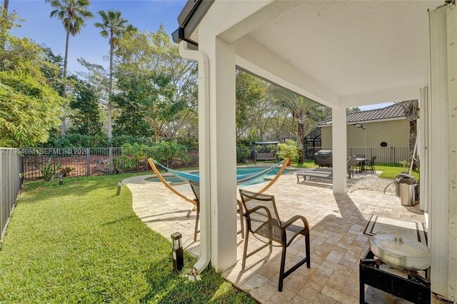 Photo - 1367 Camellia Cir