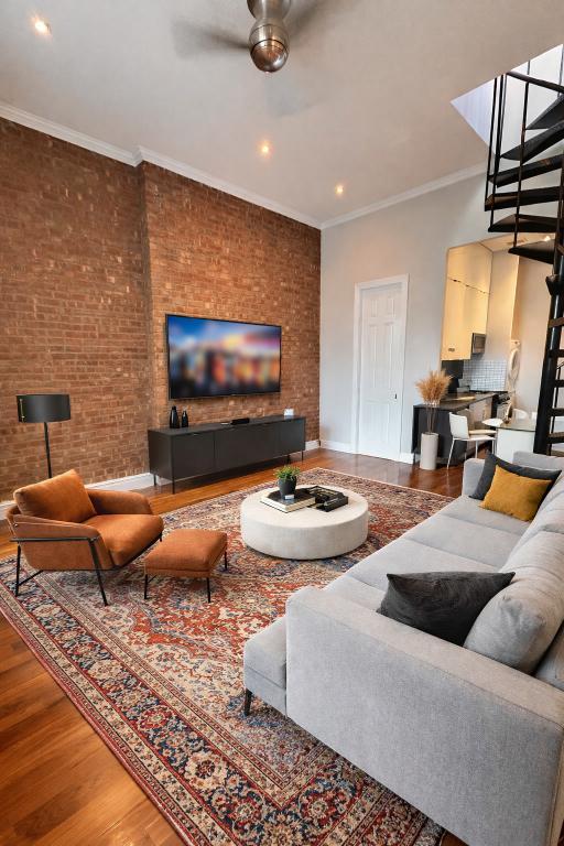 Photo - 7 E 75th St Unit 5B