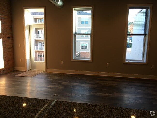 Building Photo - 220 N Clinton Ave Unit A Rental