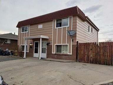 Photo - Aurora - 2 Bedroom, 2 Bathroom Duplex (13NE)