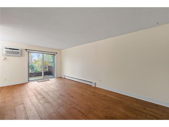 Photo - 3540 Hennepin Ave Unit 115