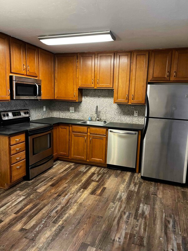 Photo - 950 Northern Way Unit 17