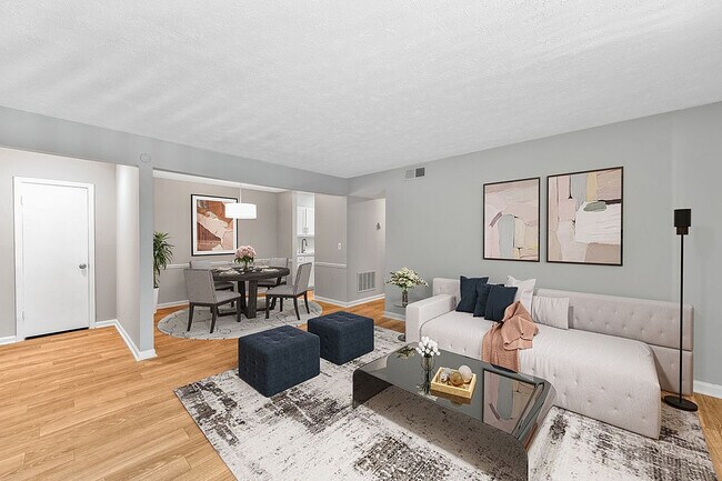 Photo - 1000 Belmont