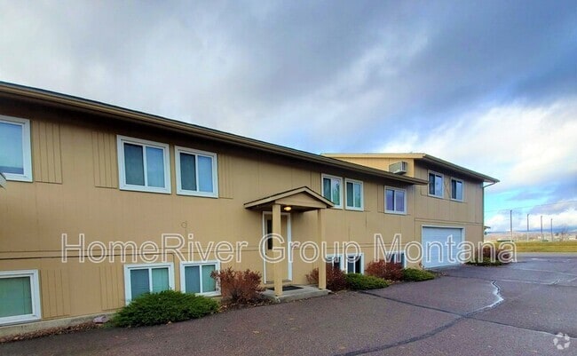 Building Photo - 911 Pattee Creek Dr Rental