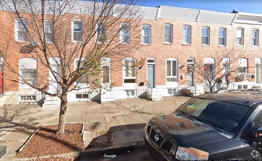 Building Photo - 325 S Newkirk St Rental