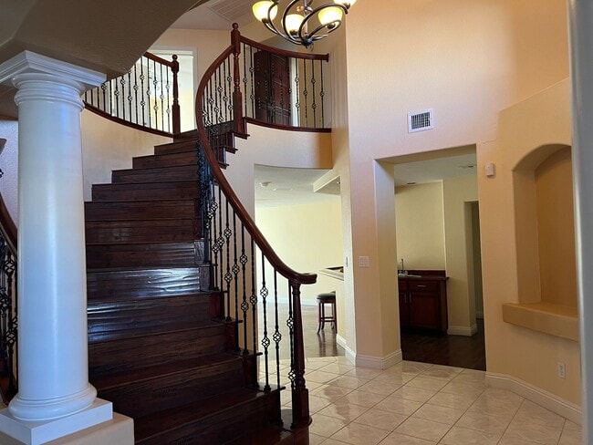 Photo - 6 bedroom Home With Pool and Basement