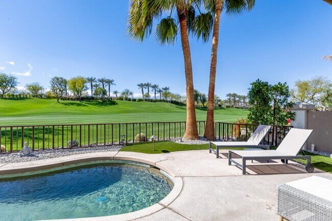 Photo - 293 Desert Holly Dr