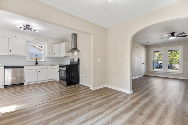 Photo - 3120 NW 29th St