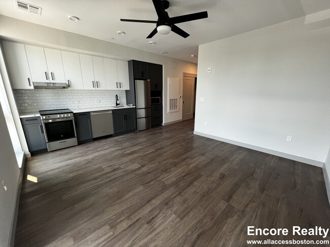 Building Photo - 451 Cambridge St Unit 80 - STU Rental