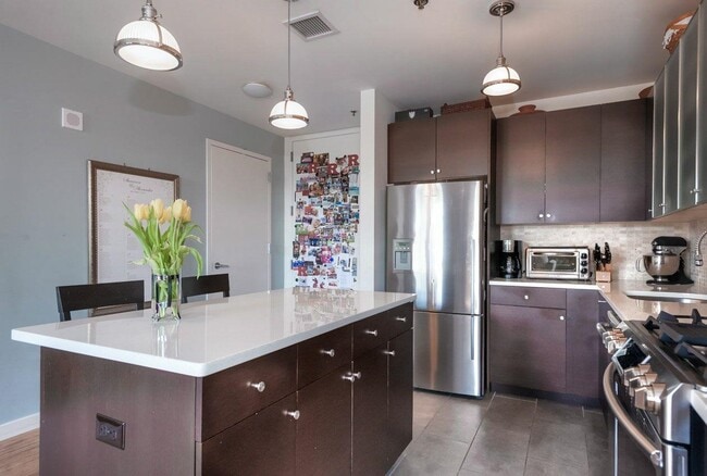 Photo - 232 Pavonia Ave Unit 322
