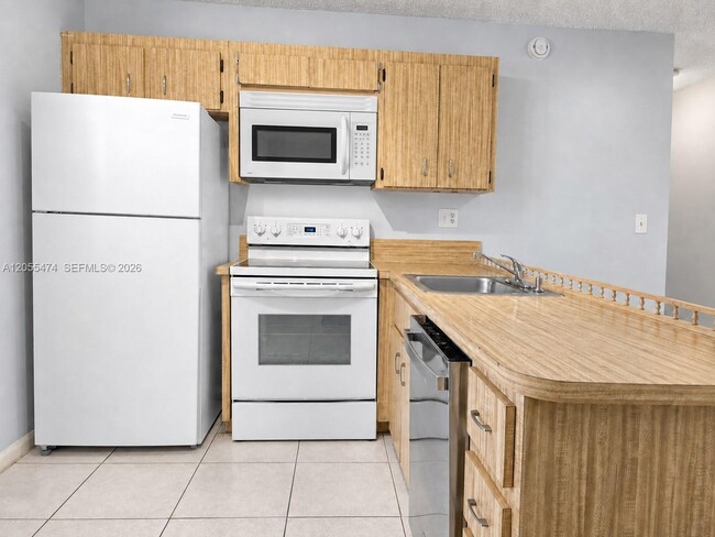 Photo - 10355 NW 35th St Unit 10355
