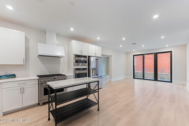 Photo - 215 2nd Ave Unit 103