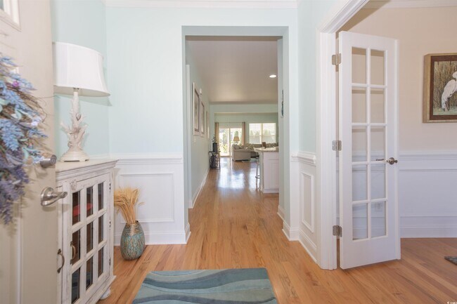 Photo - 1756 Orchard Dr House