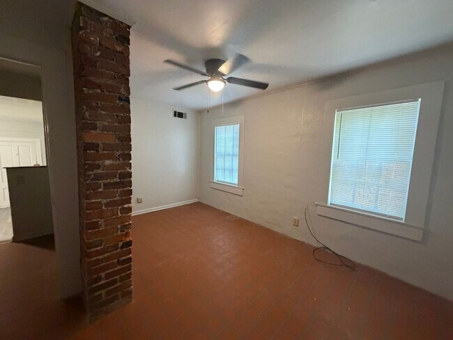 Photo - 941 Hill Park Unit 2