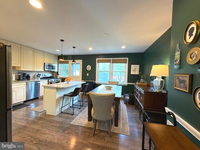 358 Old Trail