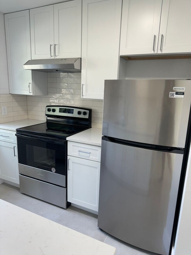 Photo - Crystal Lake Unit 2300 E Crystal Lake Ave  1C