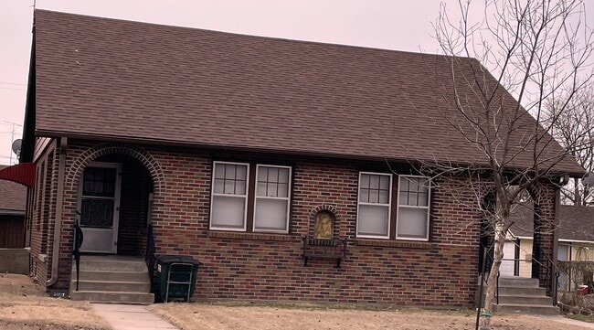 Building Photo - 3111 Forest Ave