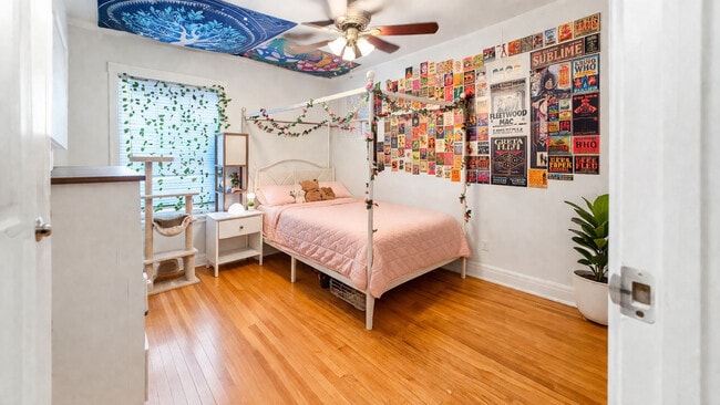 Photo - 6420 N Newgard Ave Unidad 1E