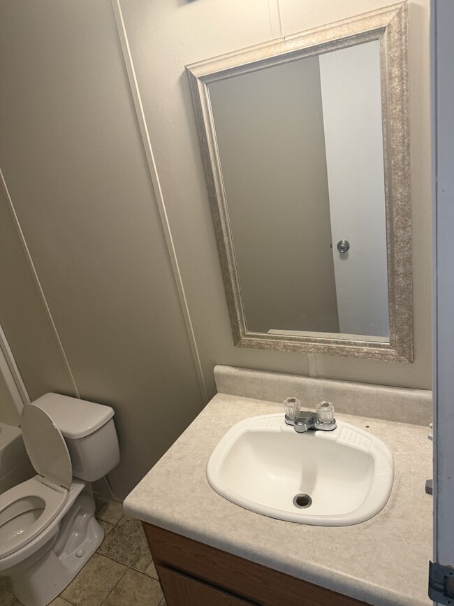 Photo - 461 McLaws Rd