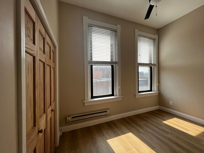 Photo - 163 Lafayette St Unit 3