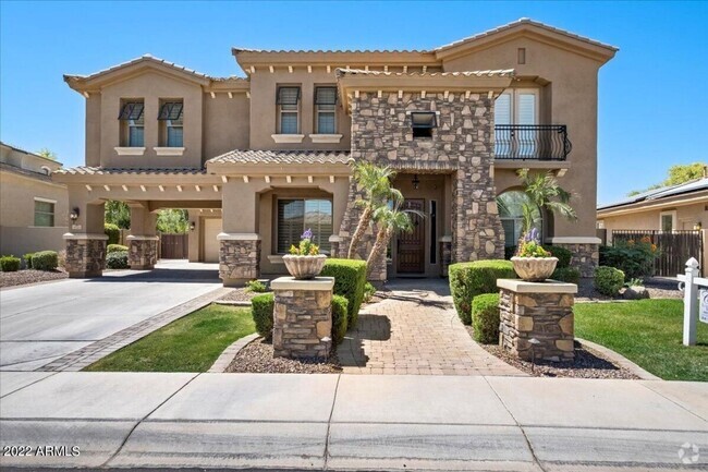 Building Photo - Amazing 5 bedroom home in South Chandler!