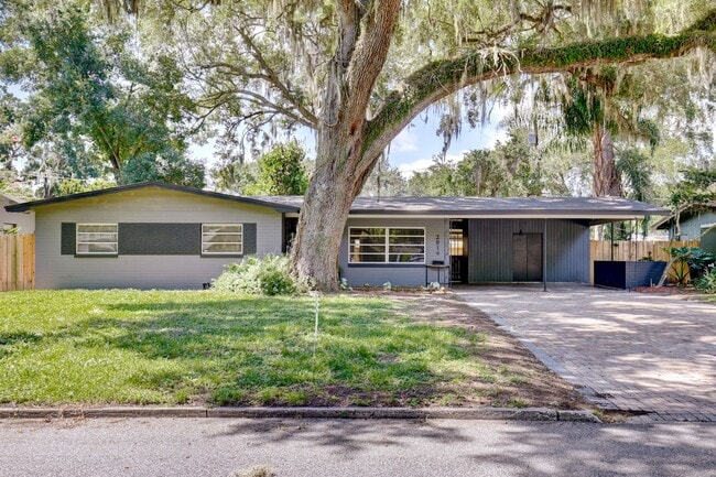 Building Photo - 2914 Lando Ln