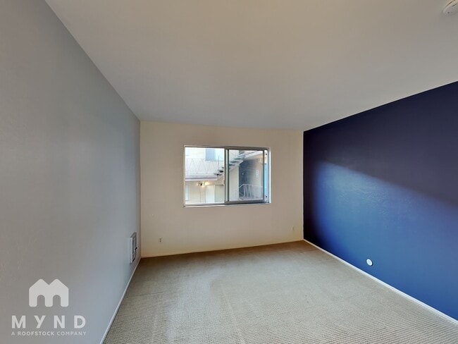 Photo - 360 Vernon St Unidad 205