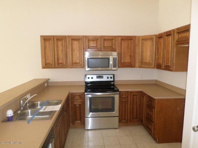 Photo - 3 Bedroom Townhouse for Rent! Special Low Pricing