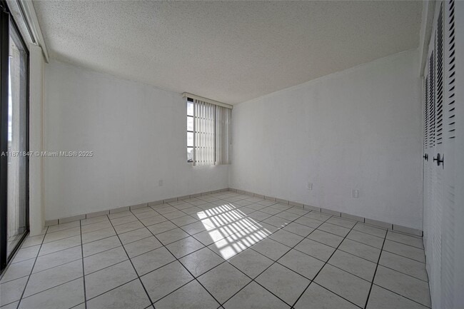 Photo - 10400 SW 108th Ave Unit A407