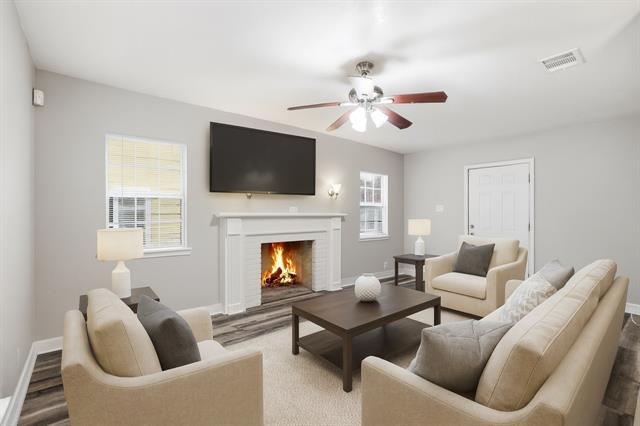 Photo - 227 S Hampton Rd