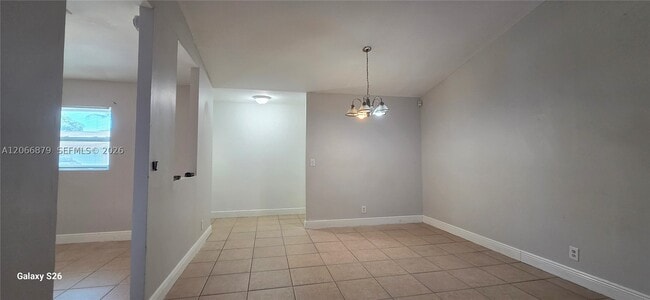 Photo - 5721 Wingham Way