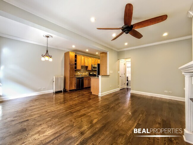 Photo - 744 W Addison St Unidad 1