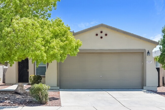 Building Photo - 6329 S Sunrise Valley Dr Rental