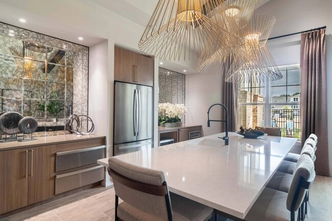 Photo - Hawthorne Northwest