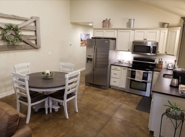 1078 K M Ranch Rd