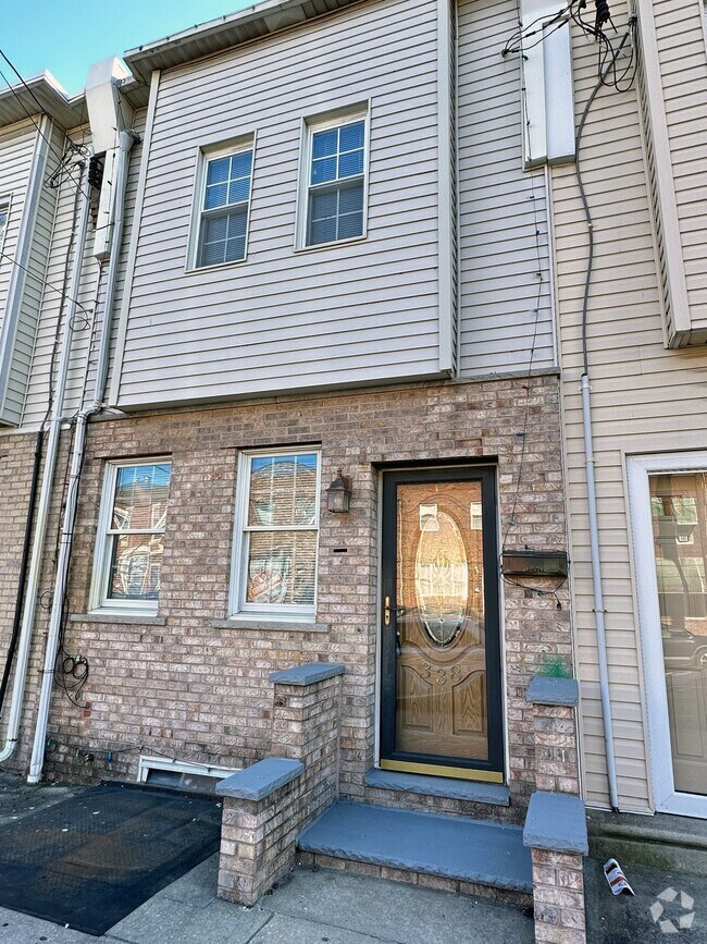 Building Photo - 338 Snyder Ave Rental