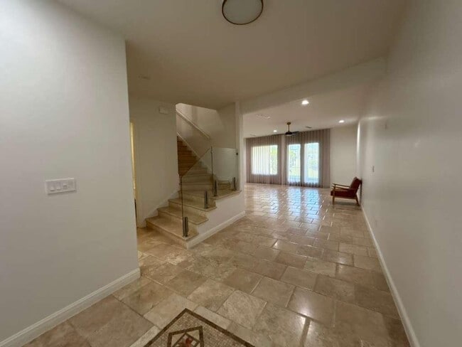 Photo - 2110 Bermuda Dr Unit 8