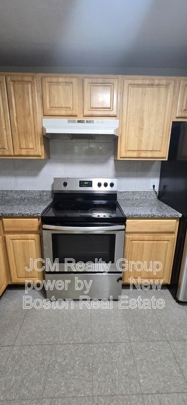 Photo - 572 Cummins Hwy Unit 12