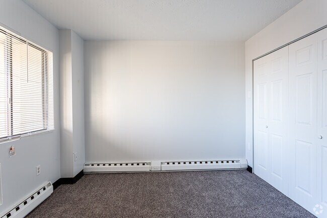 Bedroom - Harbor Brook