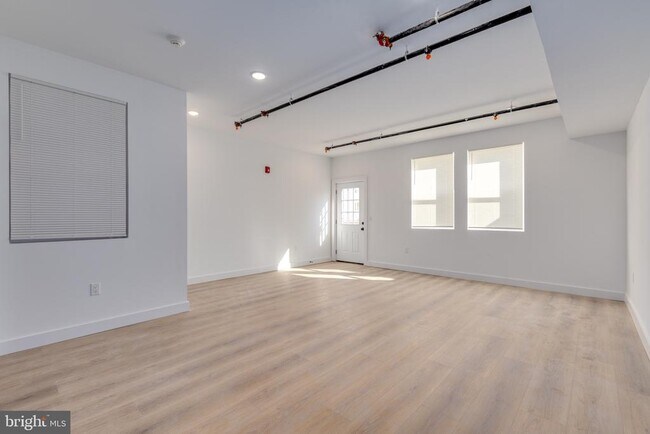 Photo - 2203 N 7th St