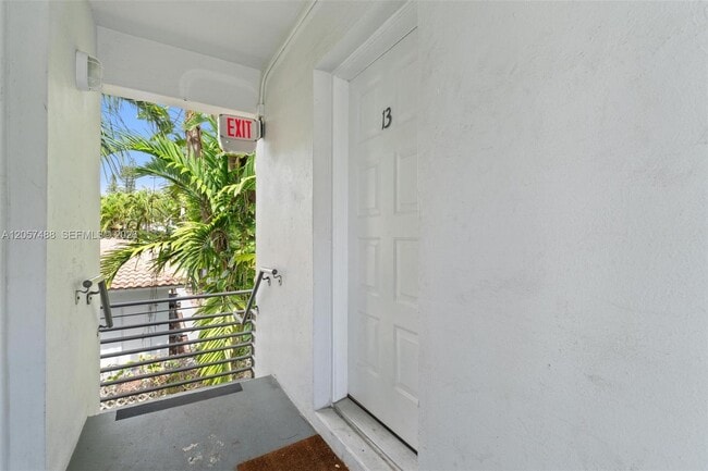 Photo - 541 NE 62nd St Unit 13