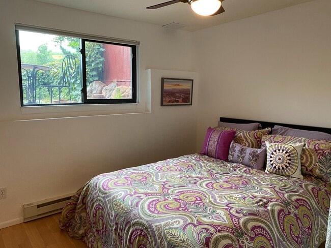 Photo - 3522 Smuggler Way